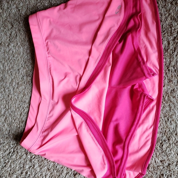 Champion sport skirt/shorts EUC - Picture 3 of 5
